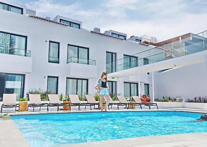 Pero Teive Bay Apartments Hotel