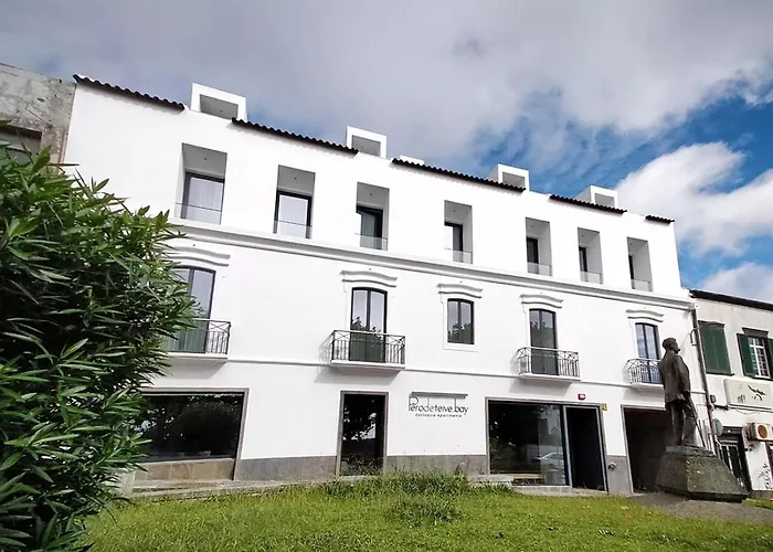 Pero Teive Bay Apartments Hotel